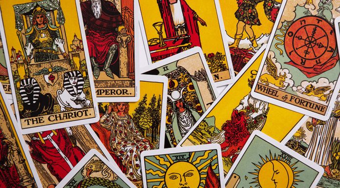 Taro kortų prognozės pagal Zodiako ženklus rugpjūčio 9 – 15 dienomis