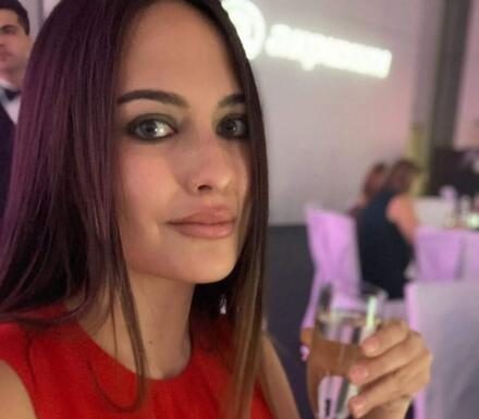 Kaip mergina, padedant socialiniams tinklams, atsikratė priklausomybės nuo alkoholio, bet negali gauti darbo