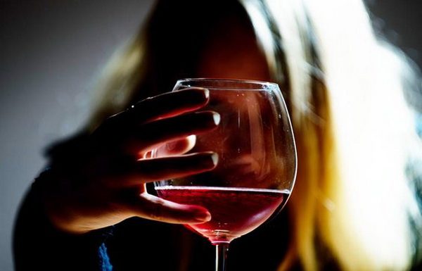 10 svarbių klausimų apie alkoholį ir pagirias