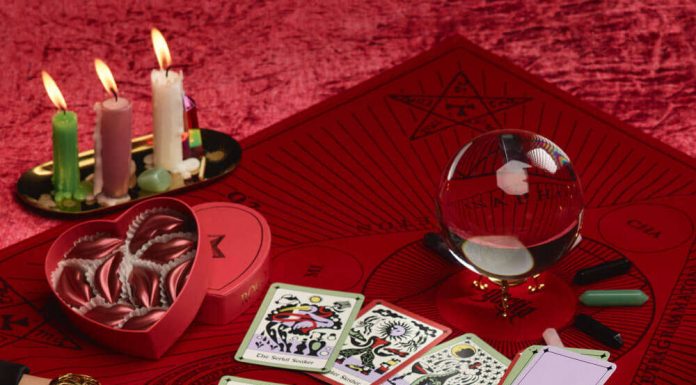 Taro kortų prognozės dvylikai Zodiako ženklų vasario 14 – 20 dienomis