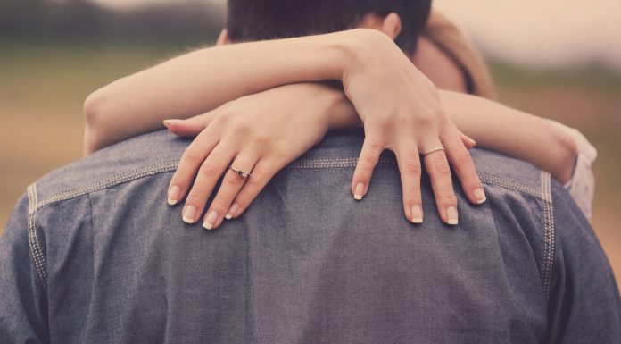 Kaip pasakyti merginai, kad mane domina tik seksas ir neatrodyti niekšu jos akyse?