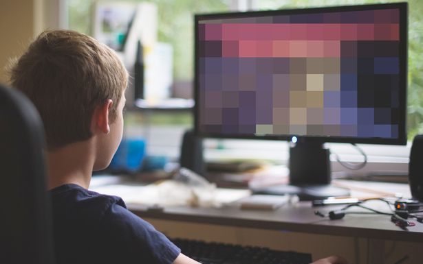 25 stebinantys faktai apie pornografiją, nors daug kas galvoja, kad tai prasimanymai (vaizdo įrašas, N-18)