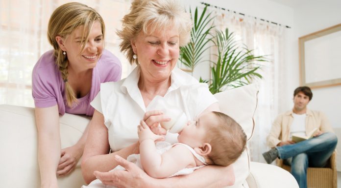 Ką reikia žinoti močiutei, norint nesipykti su jauna mama