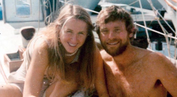 41 diena begaliniame vandenyne ir stebuklingas merginos išgelbėjimas