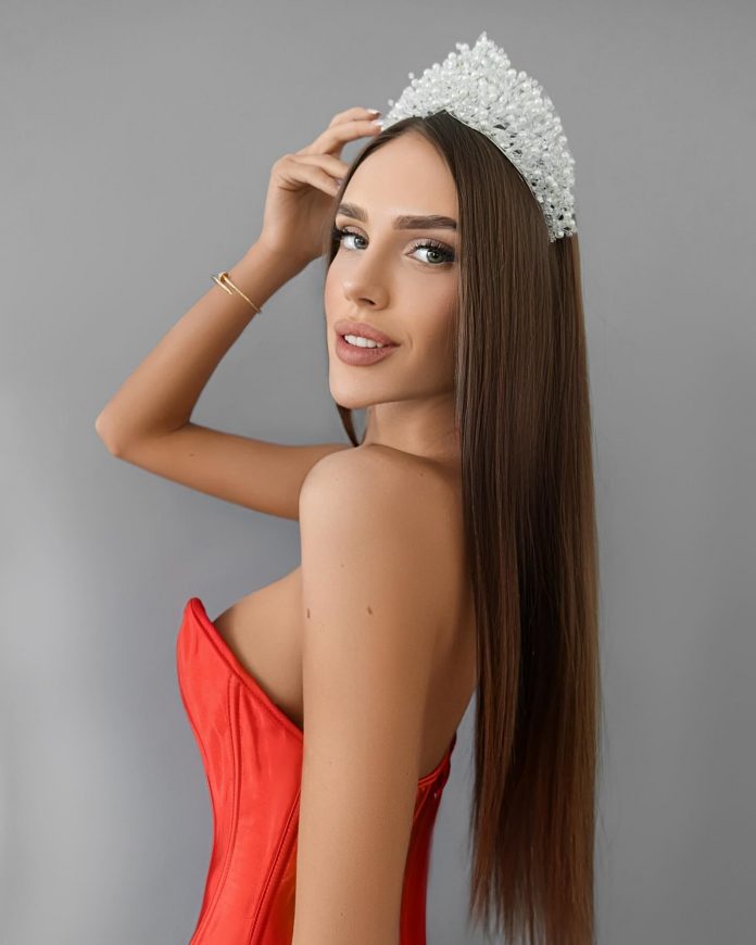 Valentina Melis13